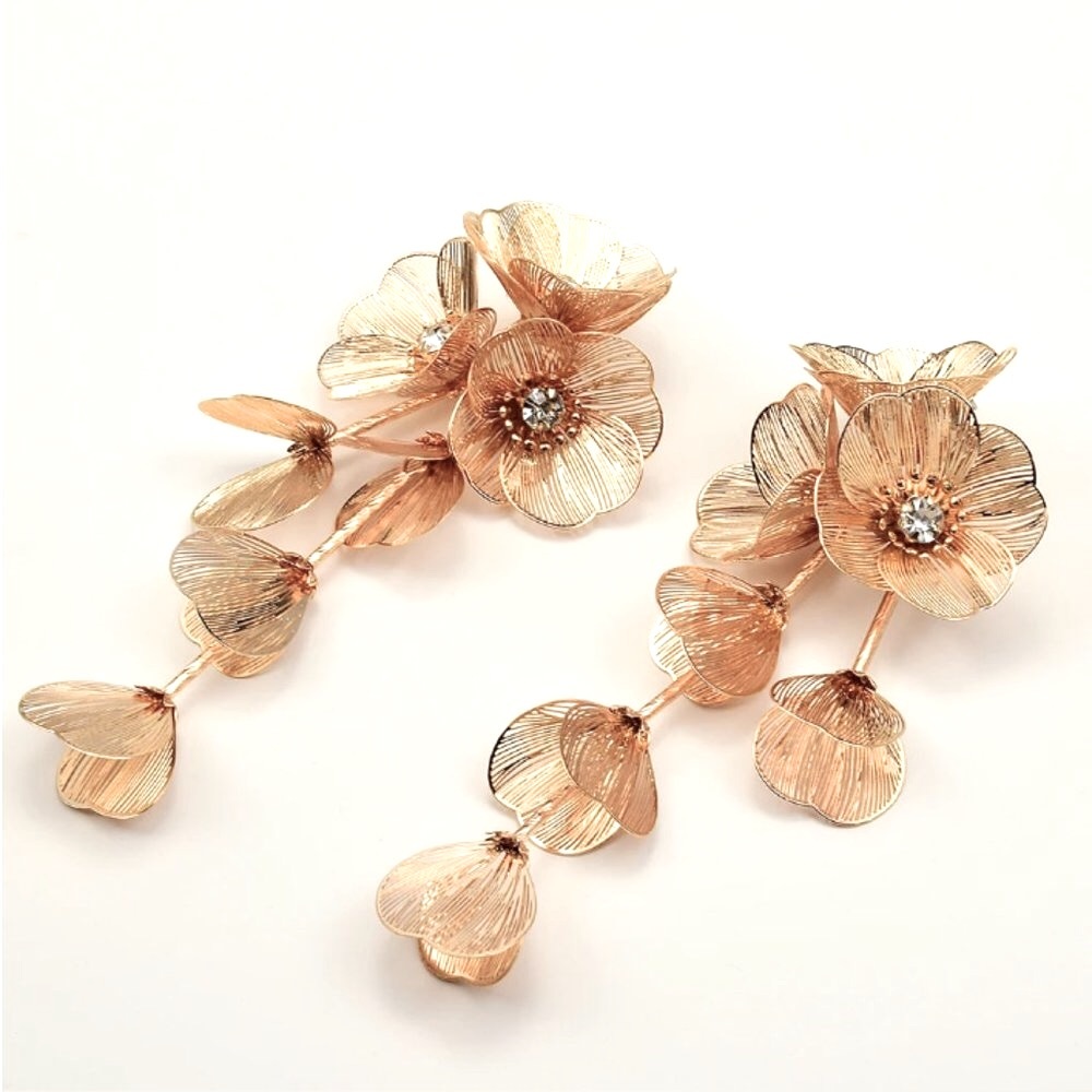 ๐50% OFF/3+...Gorgeous Statement Flower Dangle Earrings (Gold Color) - Picture 6 of 10